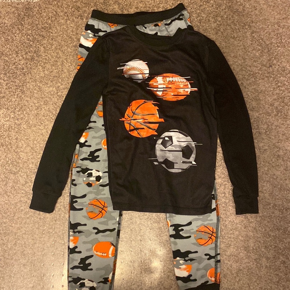 Cuddl duds, size 10 black & gray